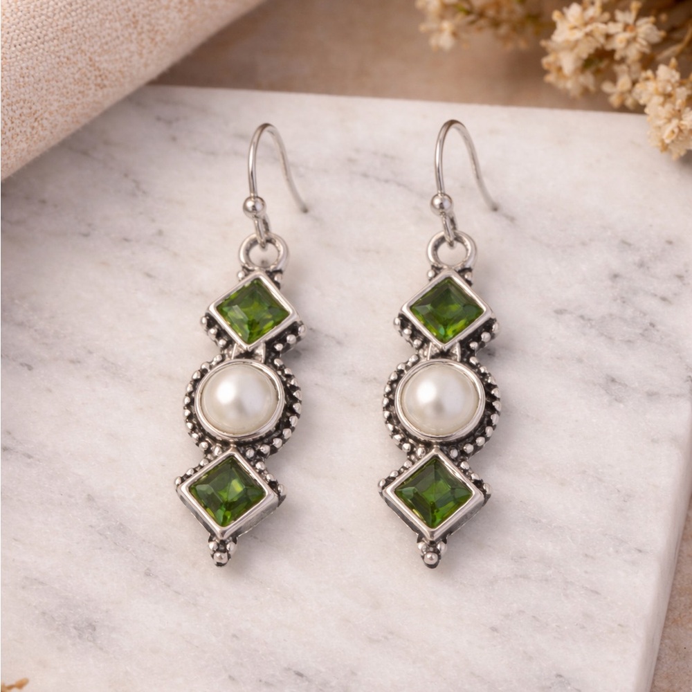 Green Crystal & Pearl Dangle Earrings | Vintage Style Silver Tone
